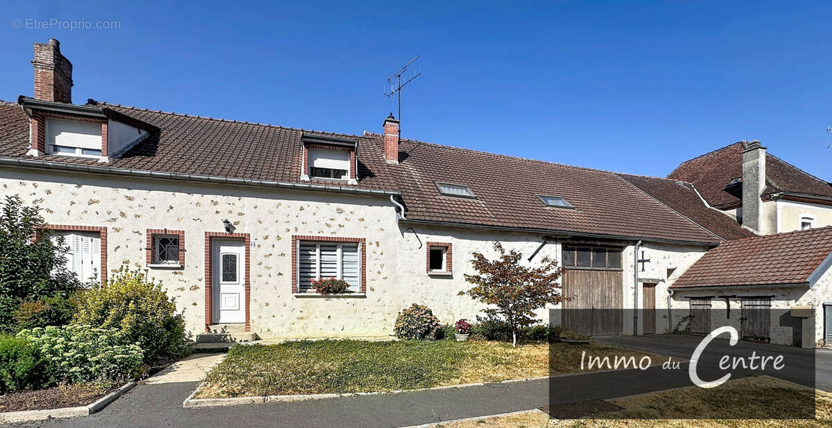 Maison à MONTMIRAIL