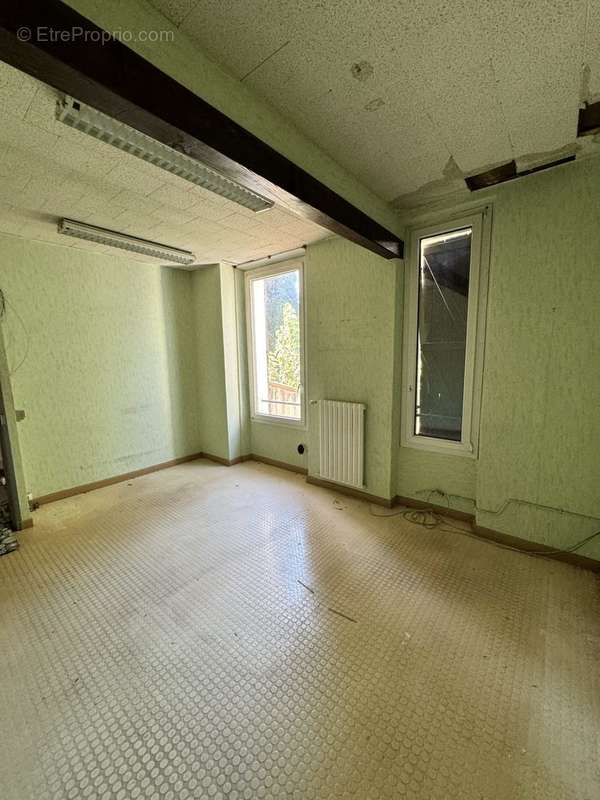 Maison à PUGET-SUR-ARGENS