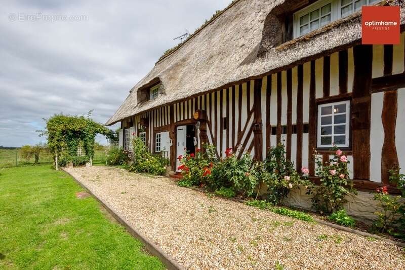 Maison à PONT-L'EVEQUE
