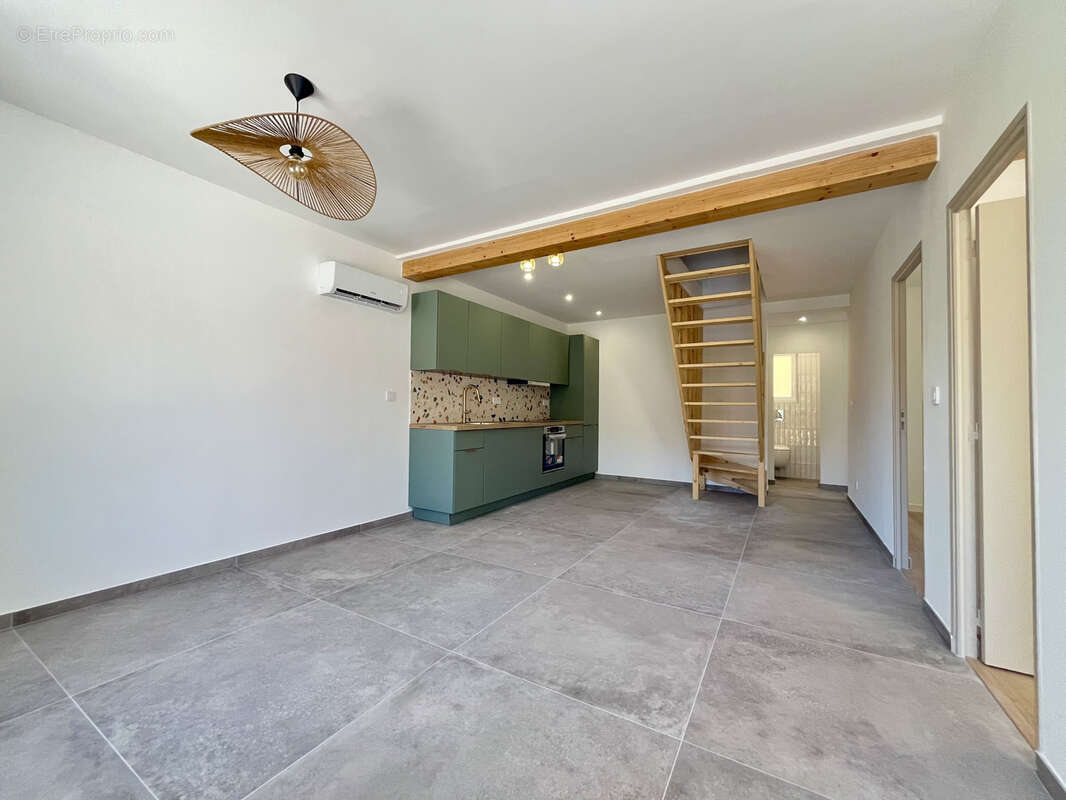 Toulon Est Magnifique Duplex en dernier etage avec terrasse - photo 3