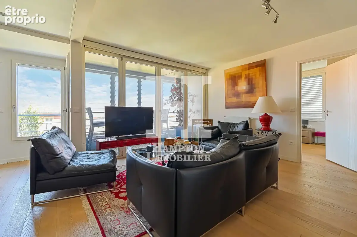 Métro Porte de Vanves / Rue Huguette Schwartz. Magnifique 2/3 pièces 63.58 M² avec une loggia de 3,51M² - photo 3