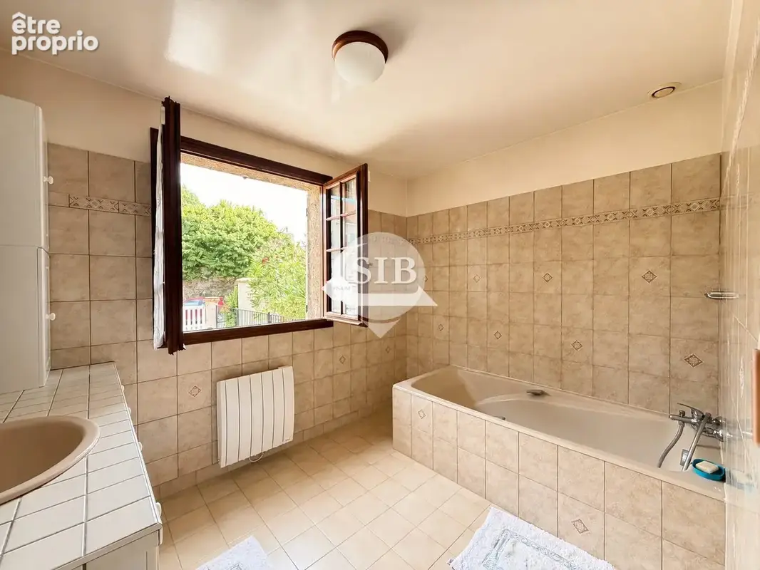 Maison 127 m² à Ballainvilliers  - photo 9