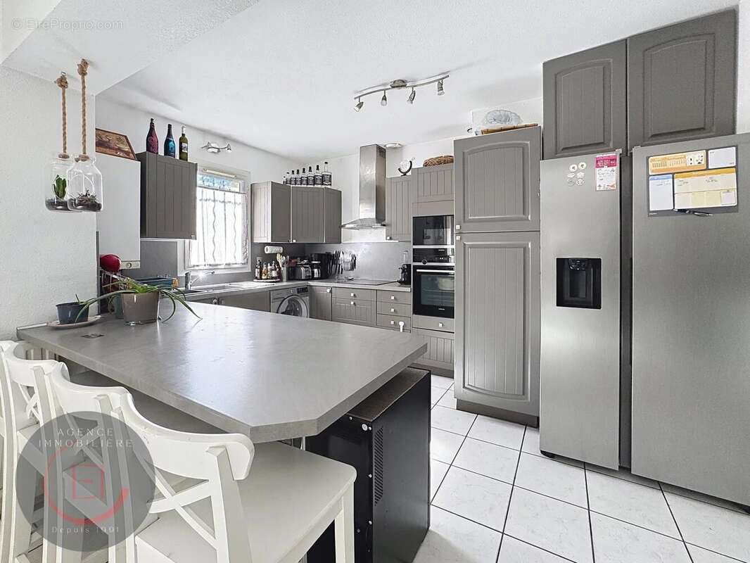 Maison à LES ADRETS-DE-L'ESTEREL