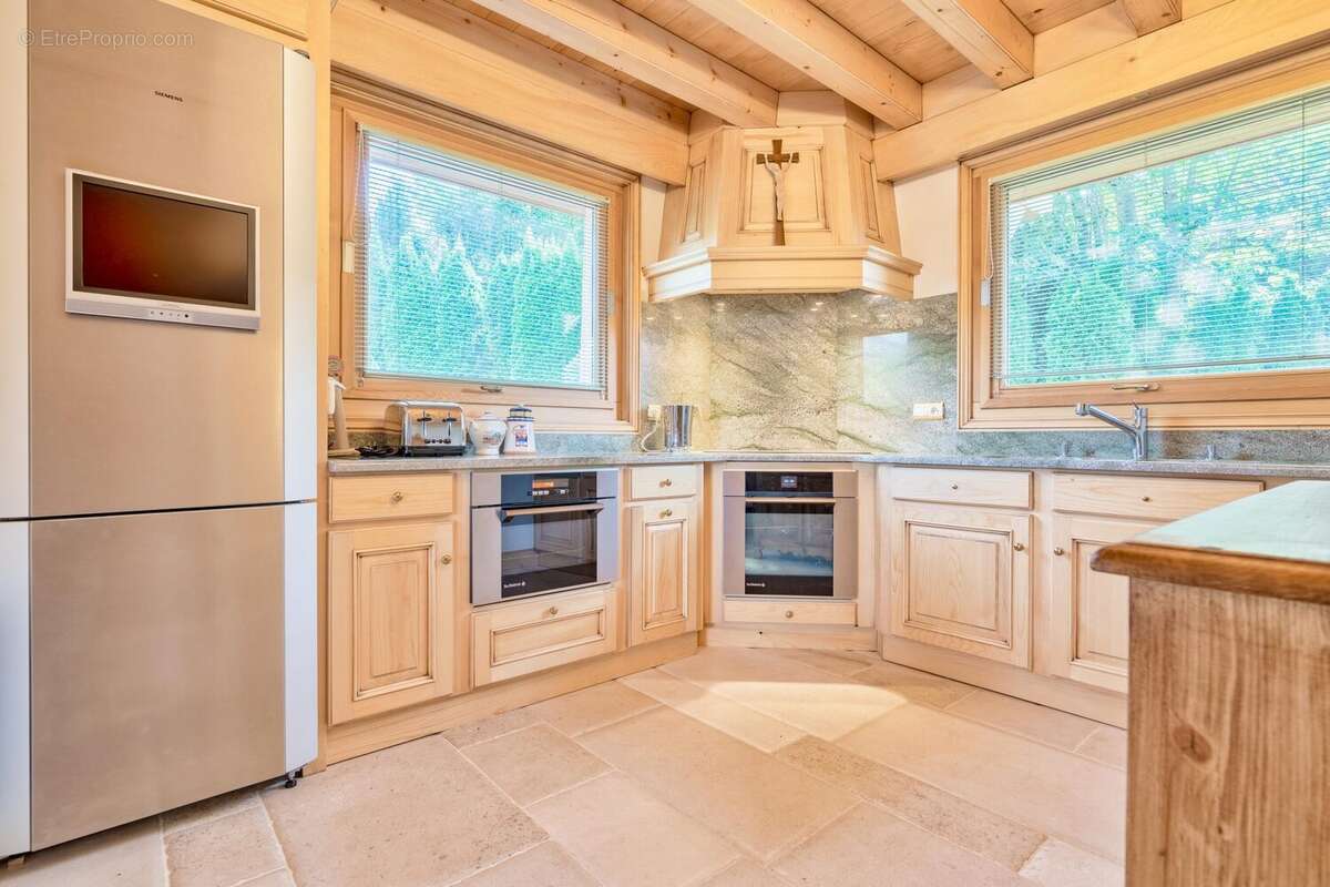 Chalet B