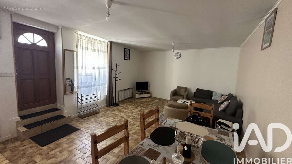 Maison 83 m² à Chateau-Landon  - photo 3