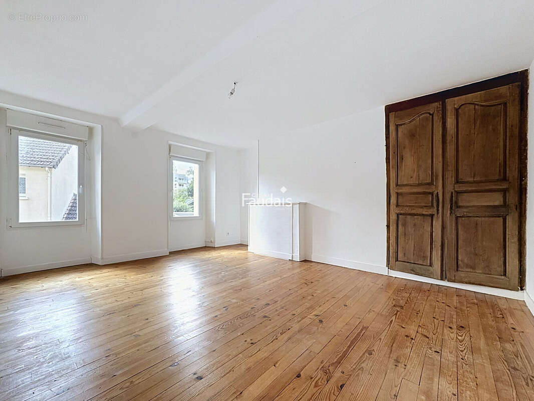 Maison 70 m² à Saint-Lo  - photo 8