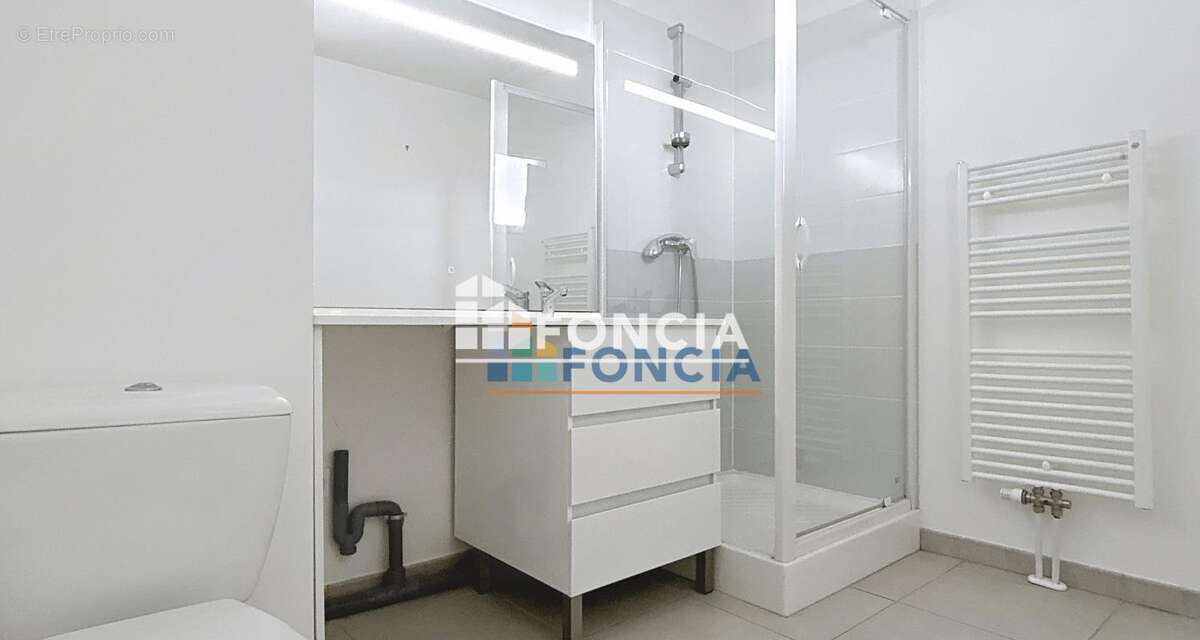 Appartement à COLOMBELLES