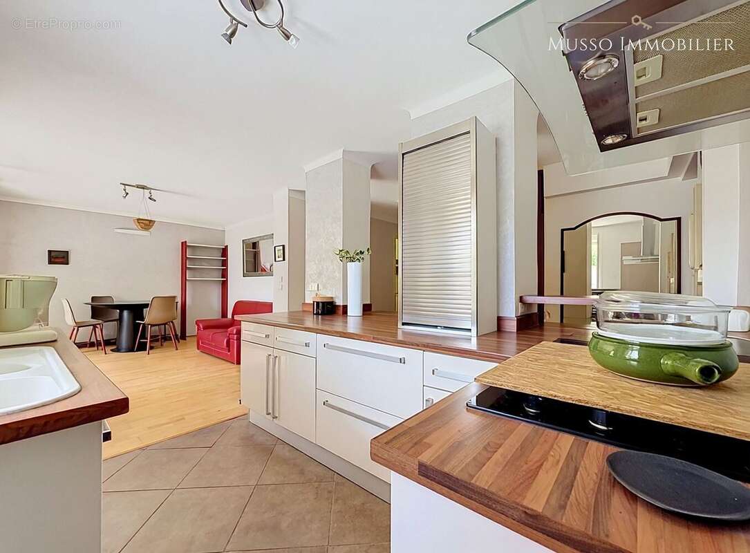 Appartement 54 m² à Marseille-7e  - photo 5
