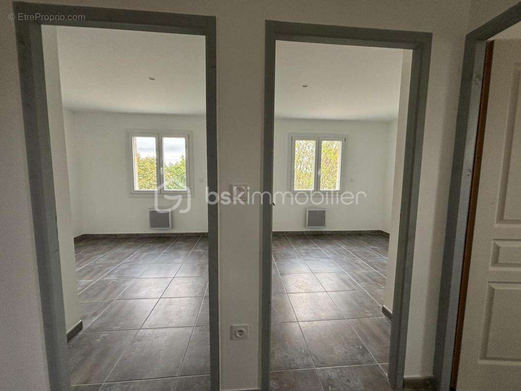 Maison à RIBAUTE-LES-TAVERNES