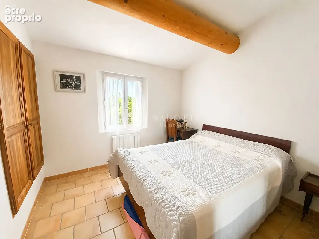 CABRIERES D'AVIGNON, deux maisons mitoyennes en campagne - photo 8