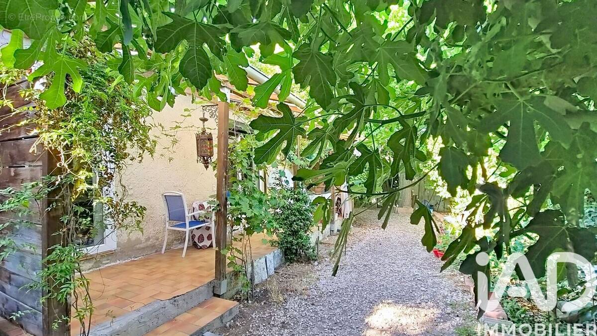 Photo 1 - Maison à MORIERES-LES-AVIGNON