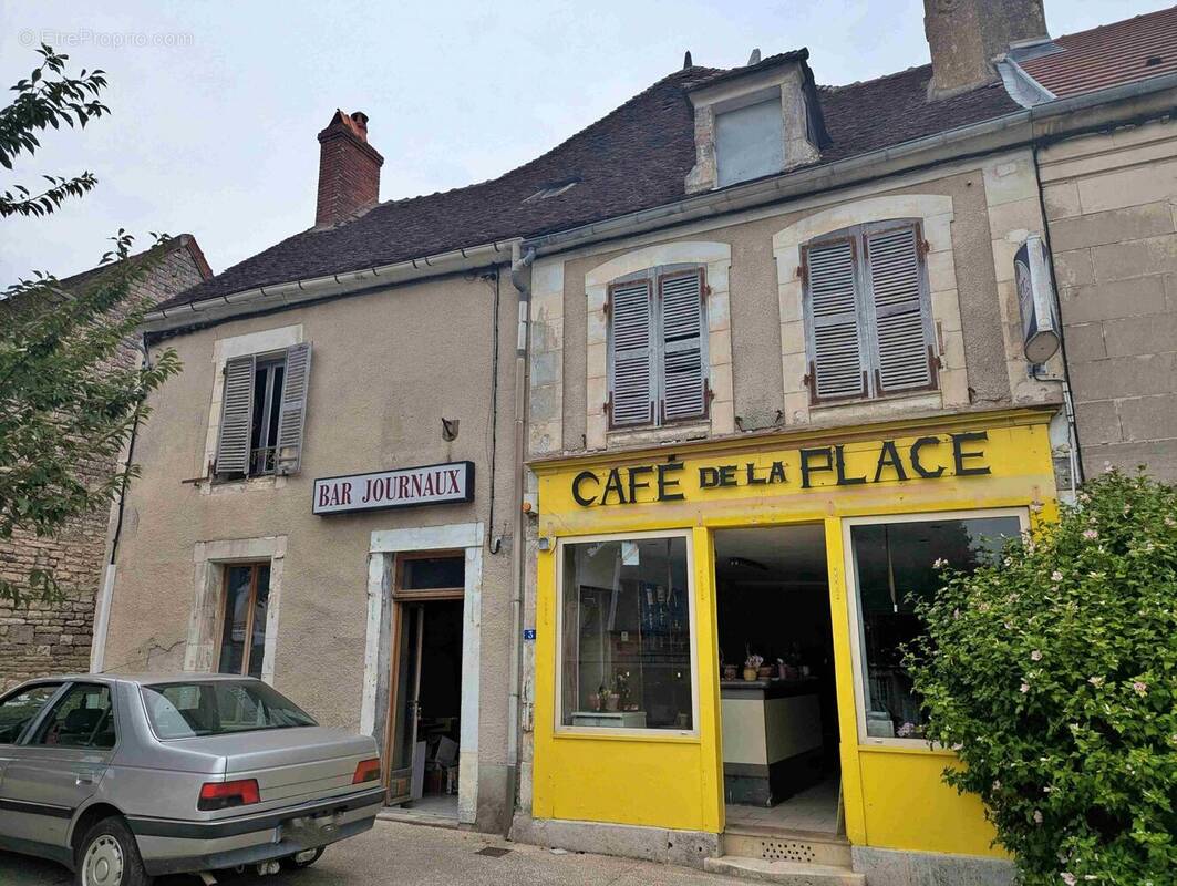 ancien café habitation à Courson les Carrières - Maison à COURSON-LES-CARRIERES