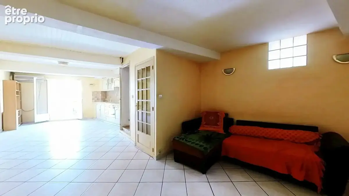 Maison 6 pièces 110 m² à vendre à Saint-Esteve (66240) - photo 3