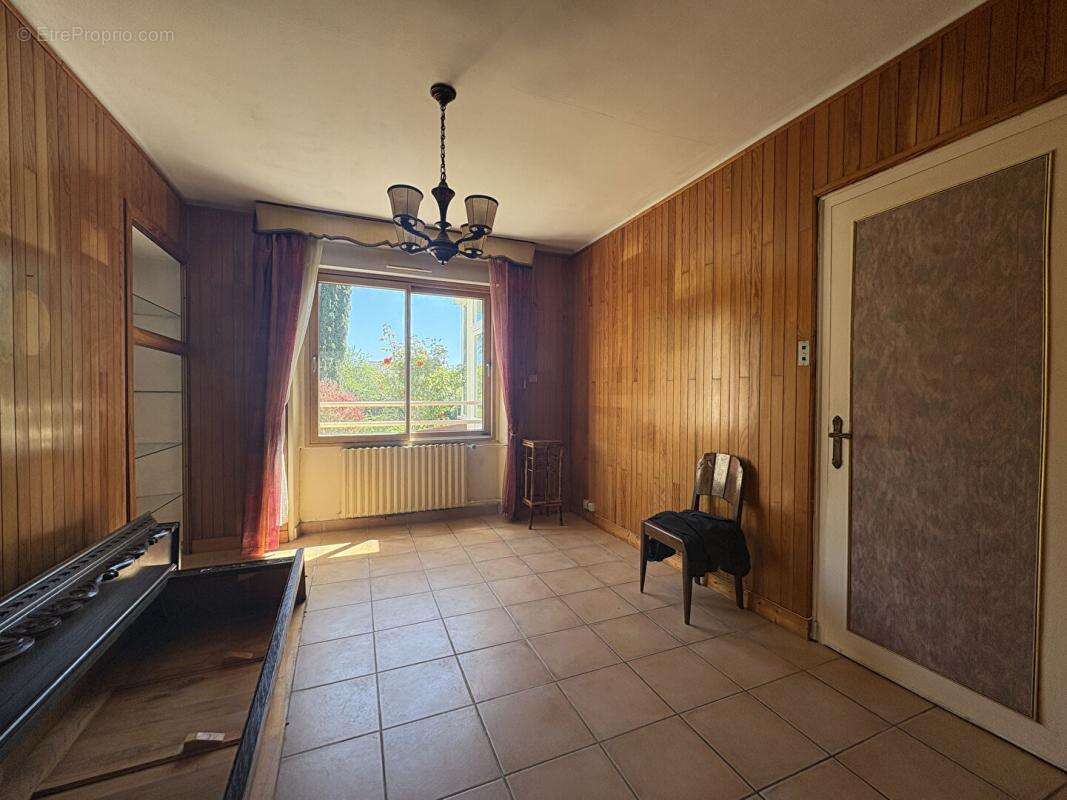 A vendre RIEC SUR BELON (29340) Maison 7 pièces 5 chambres 133 m2 - photo 6