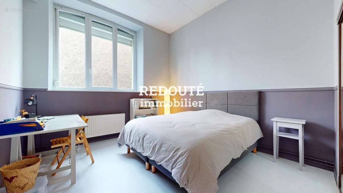 À vendre: appartement de standing type 4 -reims centre ville - photo 5