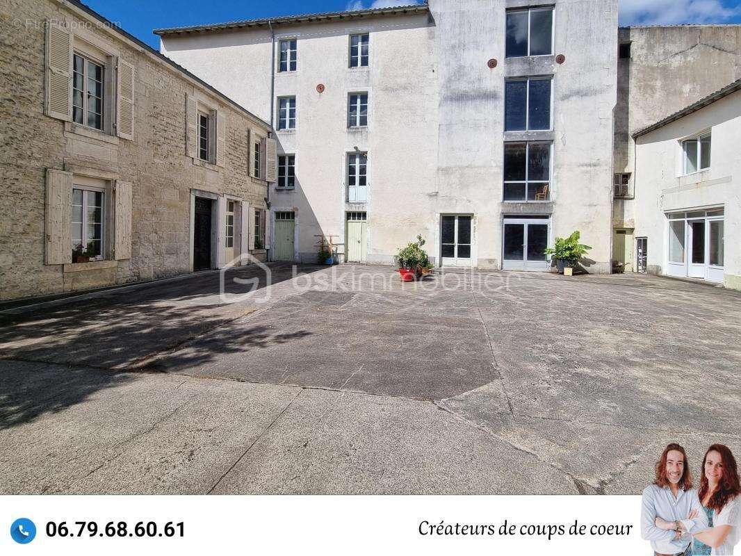 Maison 179 m² à La Creche  - photo 19