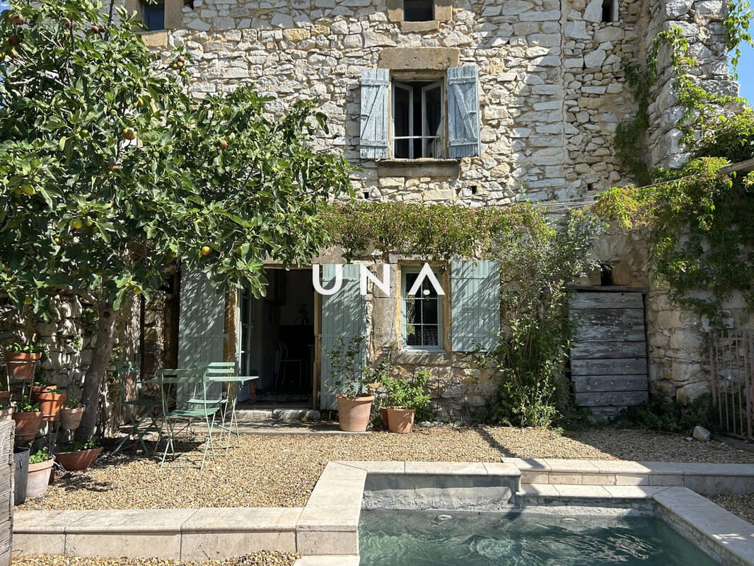 Maison à UZES