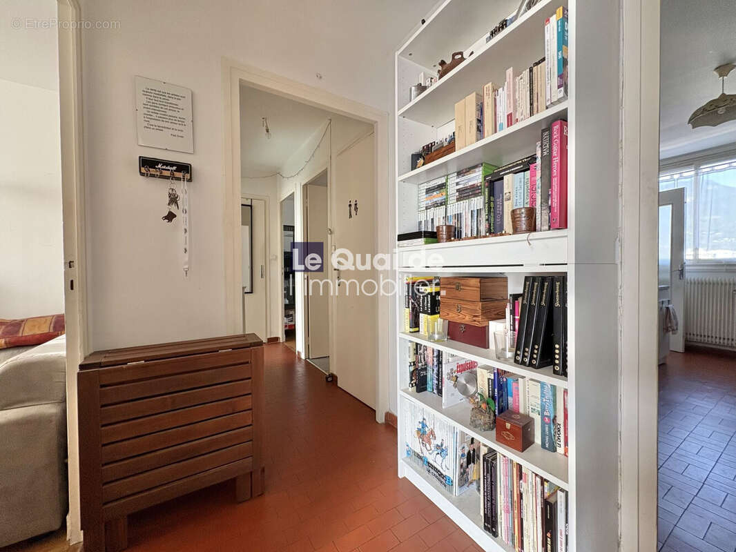 Appartement à FONTAINE