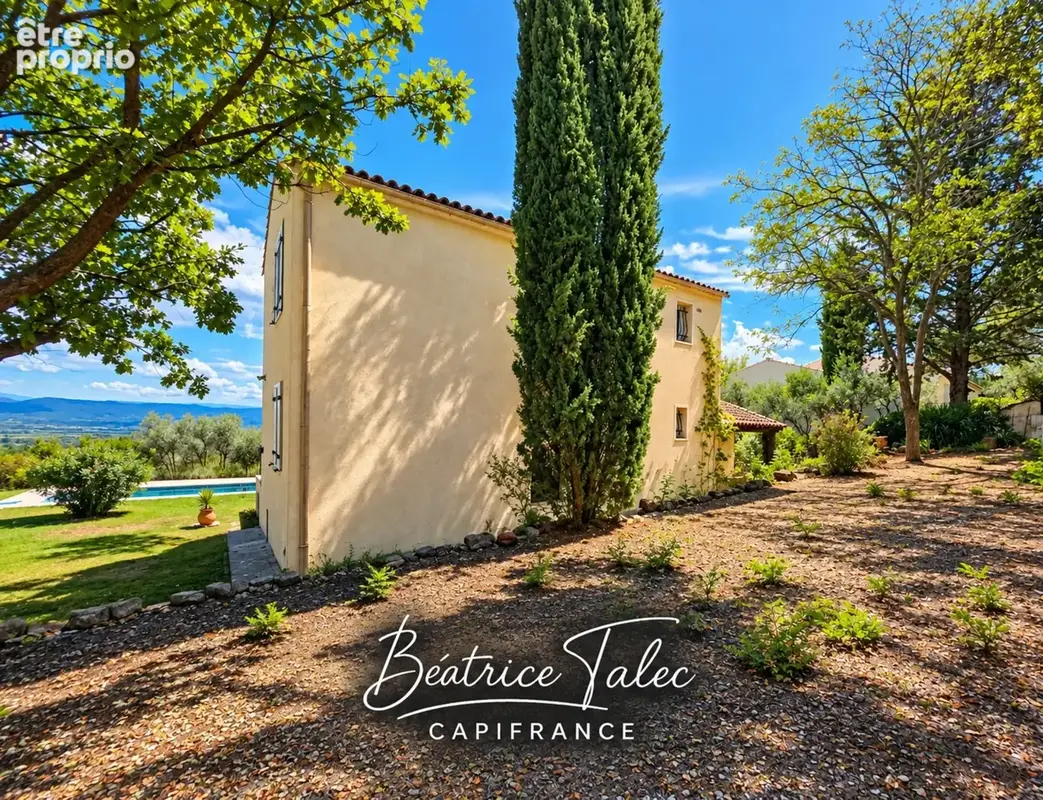 Maison 4 pièces, piscine, vue sur les vignes, Puyloubier, Provence, Montagne Sainte-Victoire, Bouches-du-Rhône - photo 3