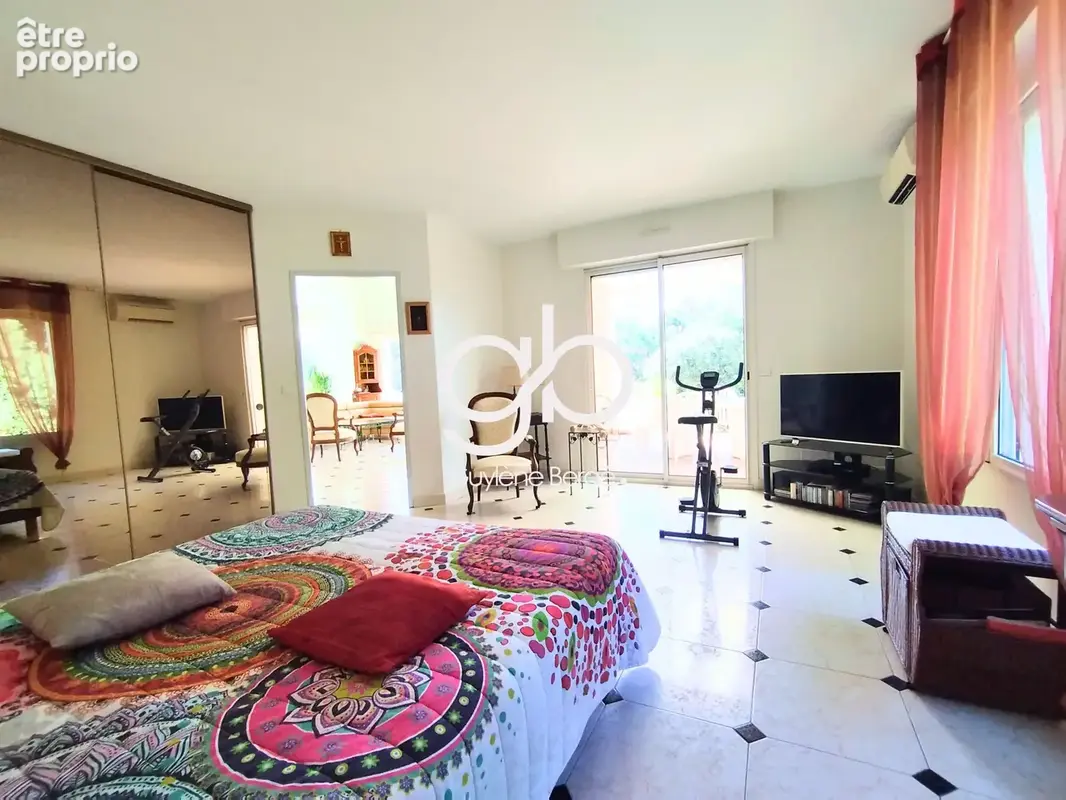 Villa familiale avec piscine et dépendance t3   terrain paysagé 1 616 m2   saint-mathieu-de-tréviers - photo 5