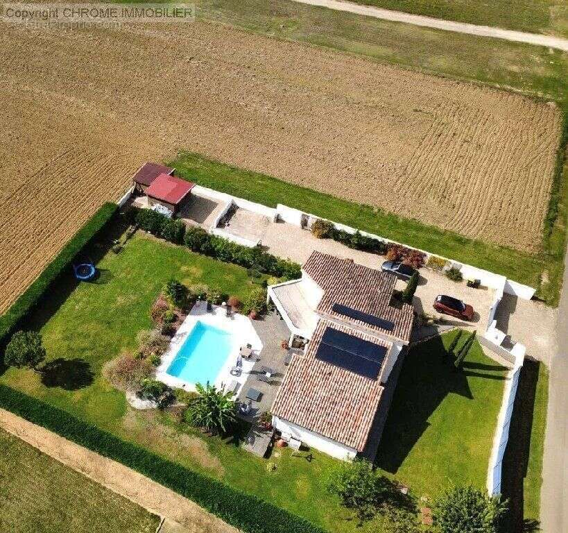 Maison à MAUVEZIN-SUR-GUPIE