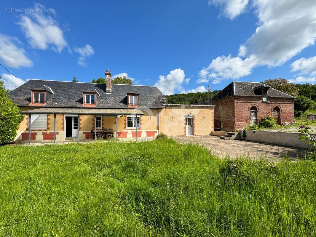 Maison à LE TILLEUL-OTHON