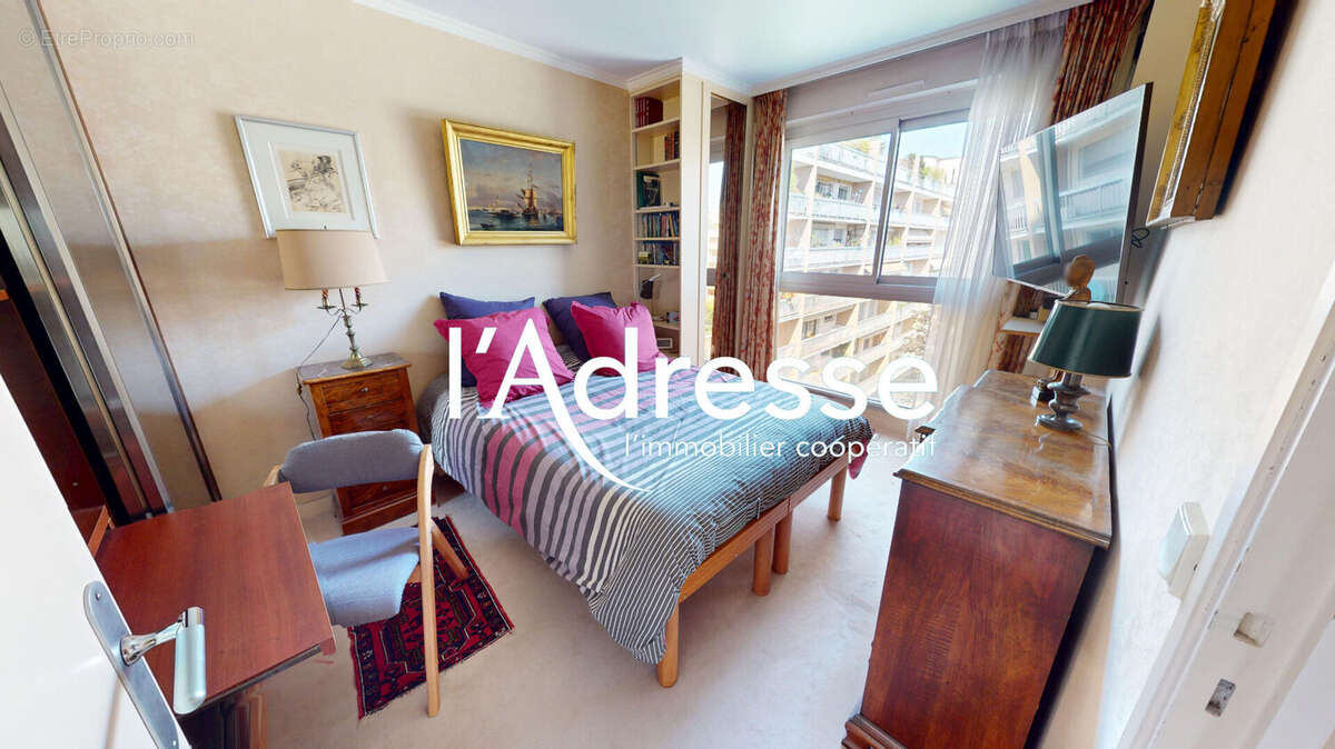 Appartement à PARIS-12E