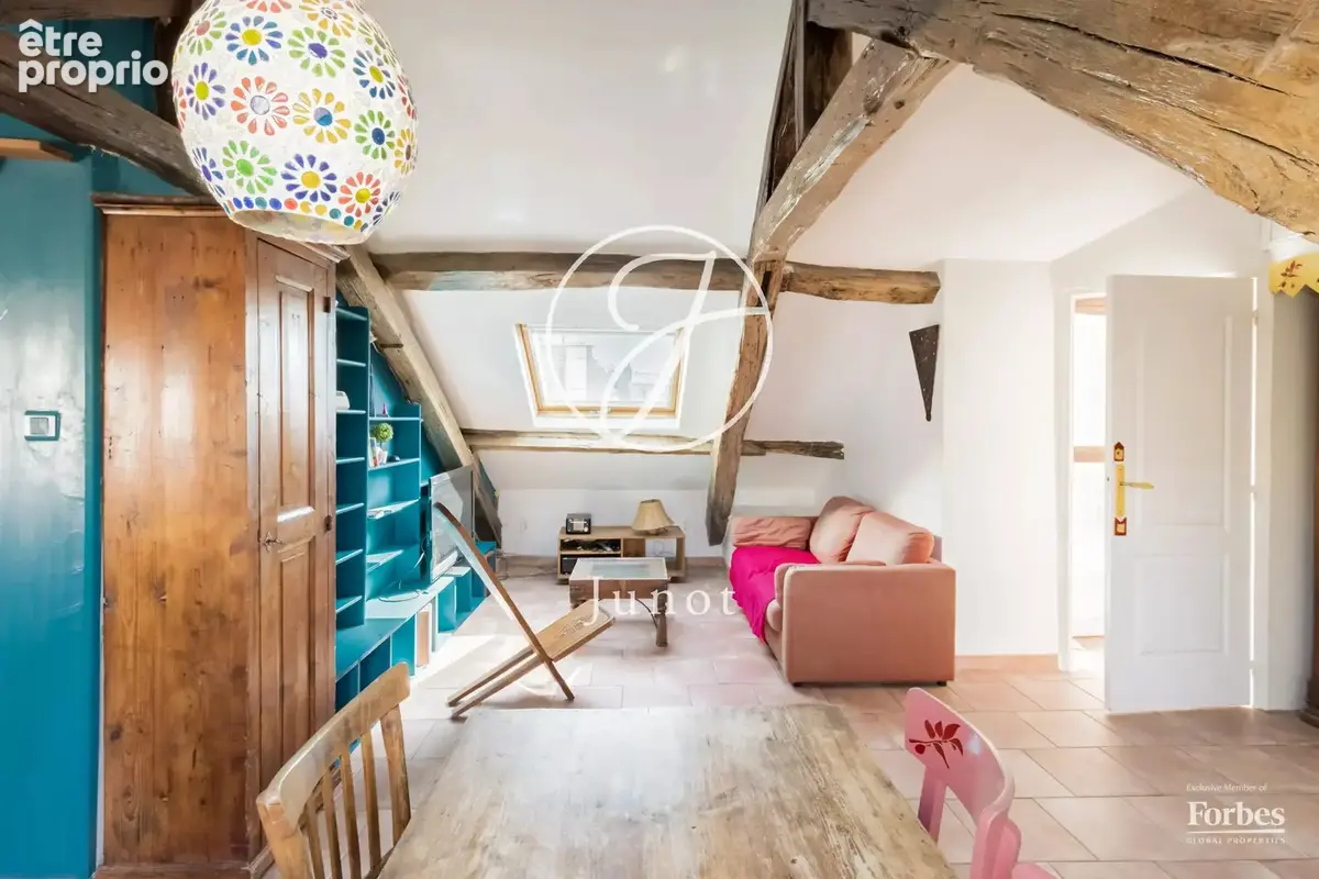 Paris 9e – CHAUSSÉE D’ANTIN / PROVENCE / CITÉ D’ANTIN – Appartement - 3 pièces – 31,75m² Carrez - 63,46m² au sol – 2 espaces nui - photo 4