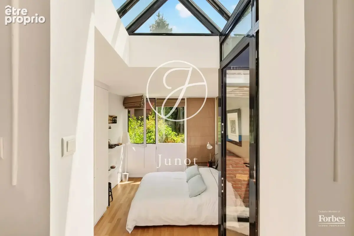 Ville-d'Avray - CÔTE D'ARGENT - Maison de 171 m² - Terrain de 370 m² - photo 12