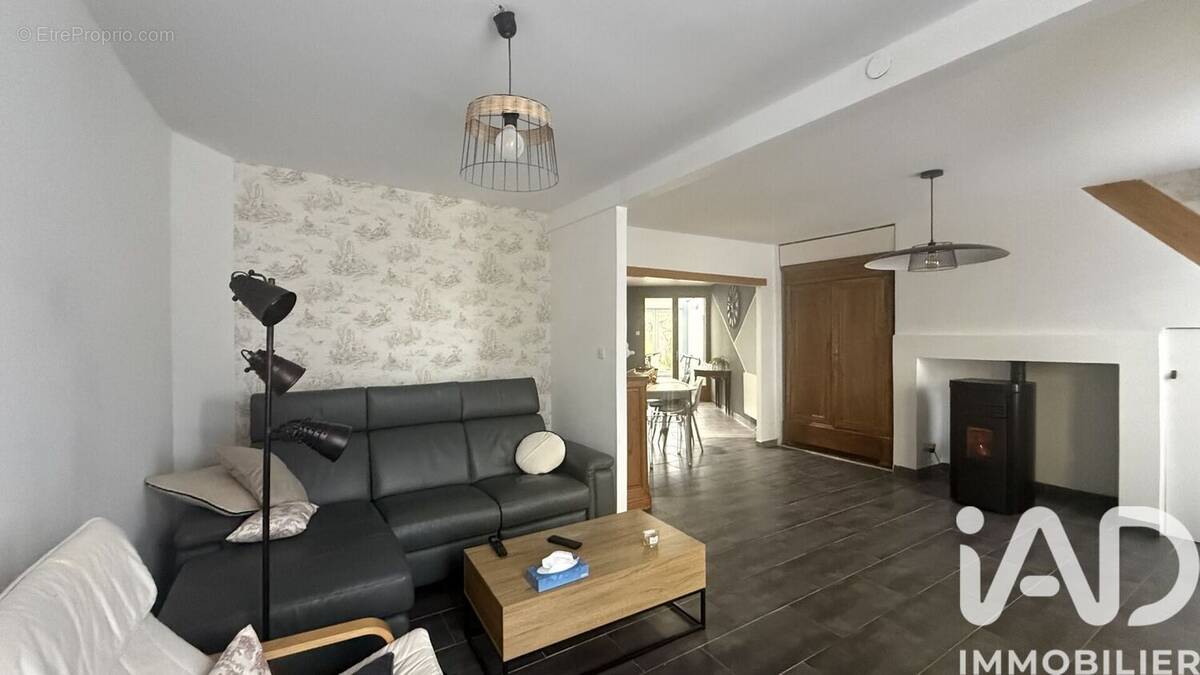 Photo 1 - Maison à VILLERS-BRETONNEUX