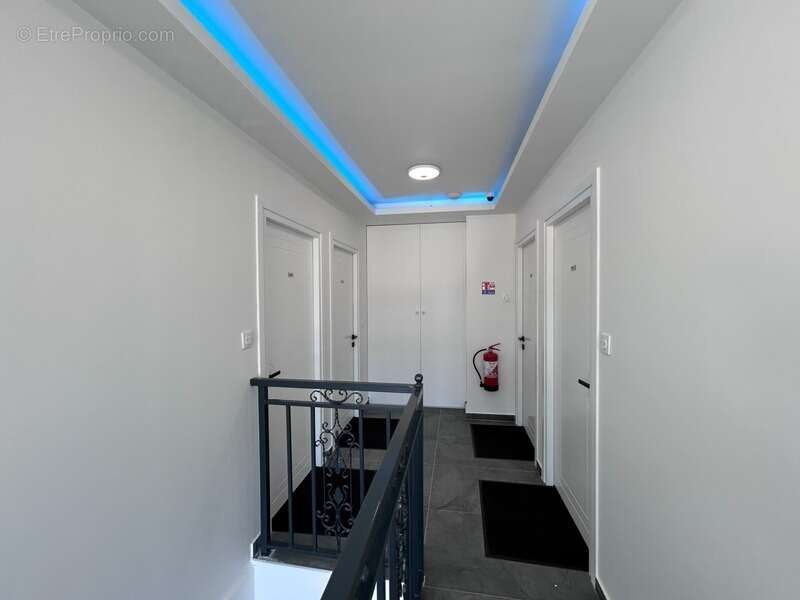 Appartement à PARAY-VIEILLE-POSTE