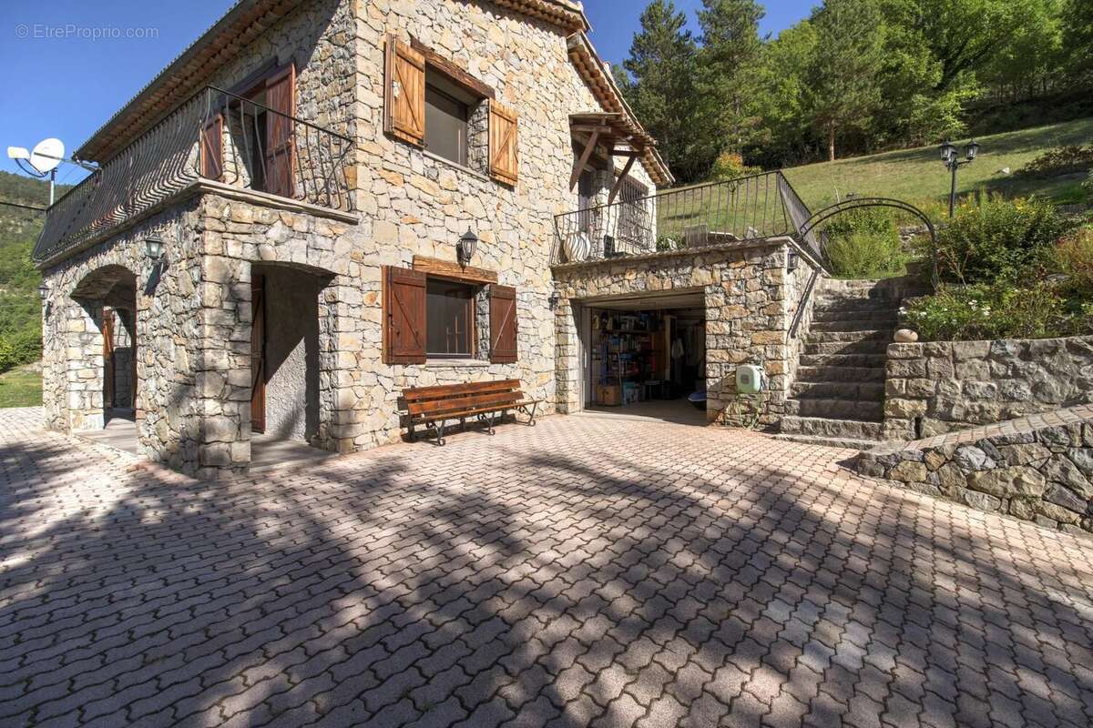 Maison à GUILLAUMES