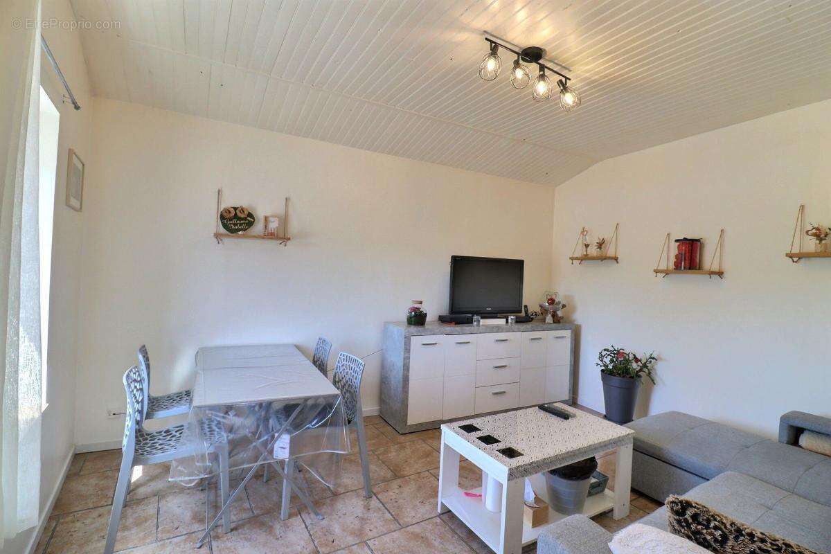 Maison à CREYS-MEPIEU