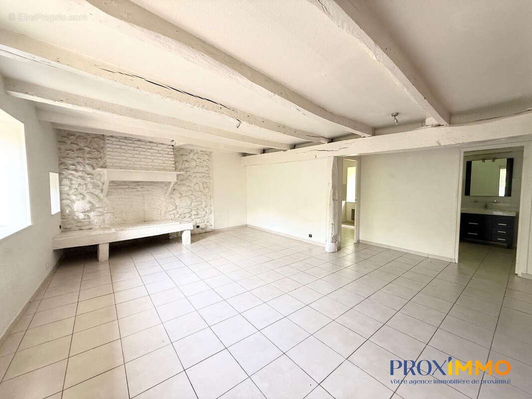 Appartement 105 m² à La Buisse  - photo 4