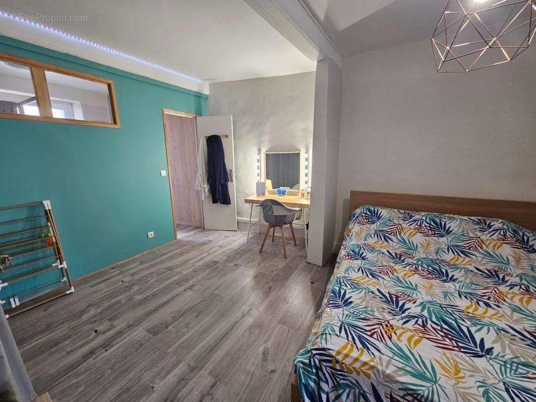 Maison de bourg -88m2 - 3 pièces - petite terrasse -  BEAUMONT (63110) - photo 5