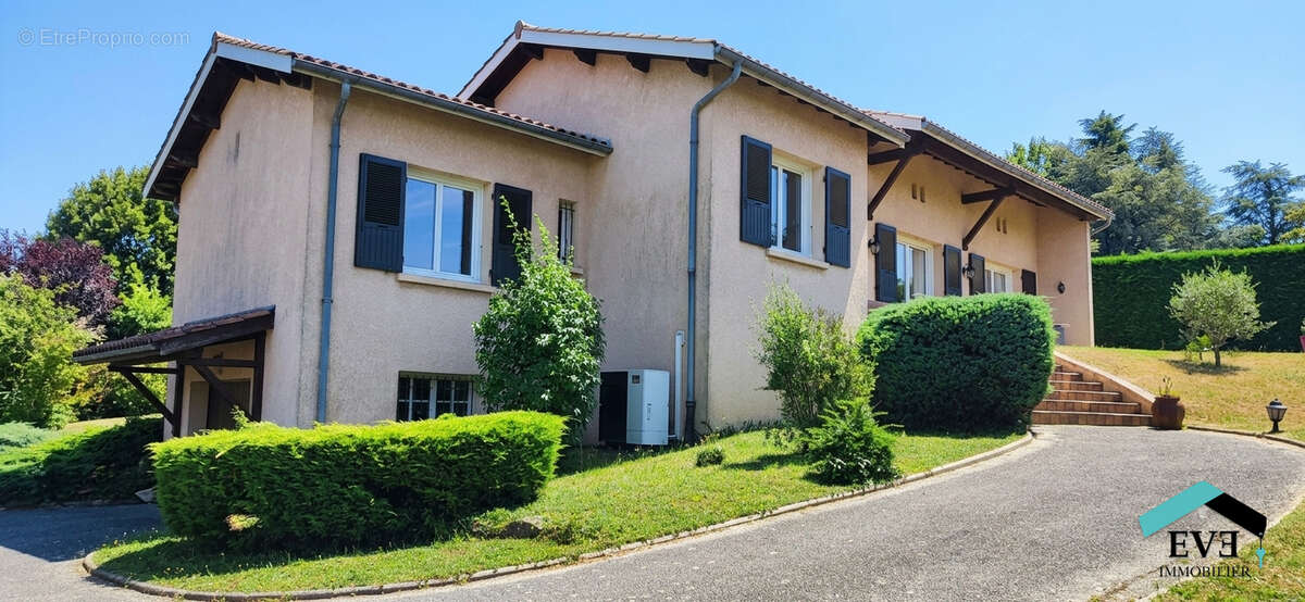 Maison à JARDIN