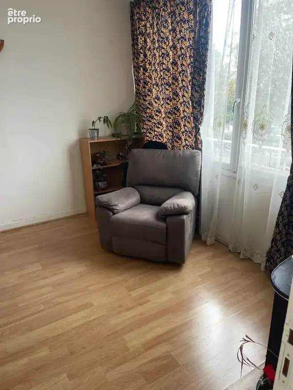 Appartement 4 pièces + cave - photo 8