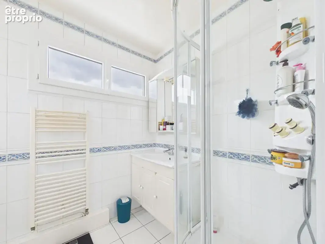 Maison de 107 m2 à Chatellerault, 3 chambres, jardin, garage - photo 10