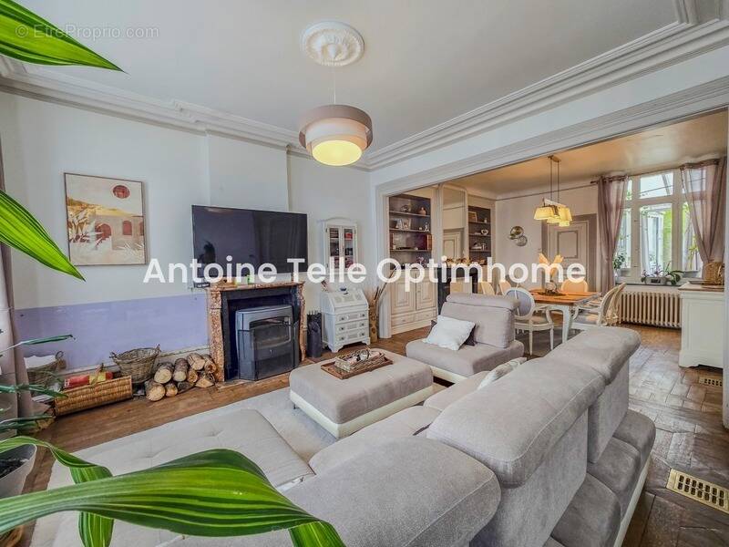 Maison à LE CATEAU-CAMBRESIS