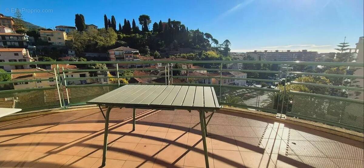 Appartement à MENTON