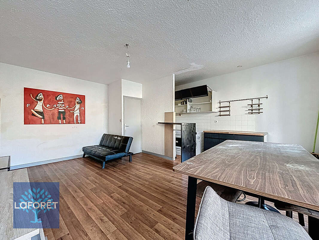 Appartement à FOUGERES