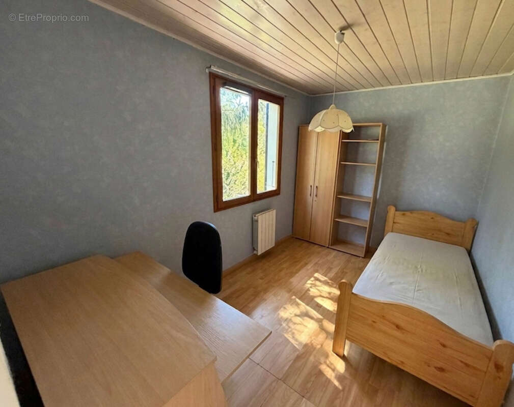 Maison à SAINT-CERGUES