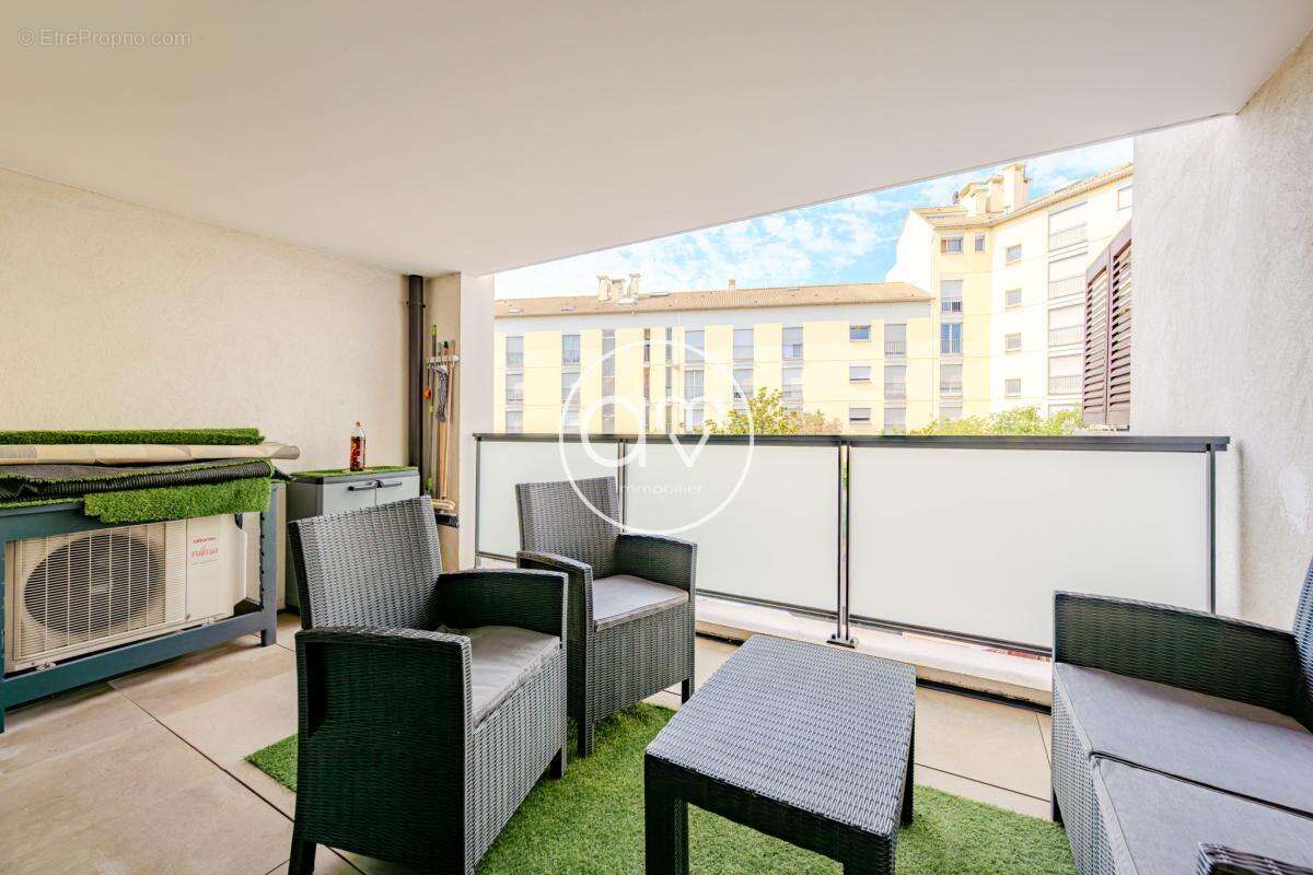Appartement à HYERES