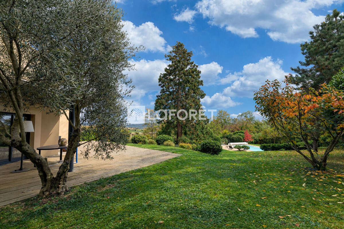 Maison à FLEURIEUX-SUR-L'ARBRESLE