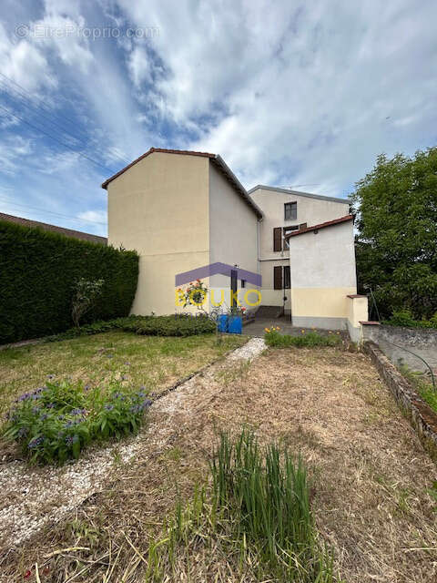 Maison à BLAINVILLE-SUR-L'EAU