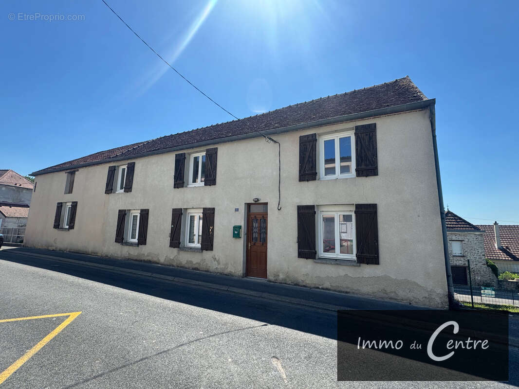 Maison à MONTMIRAIL