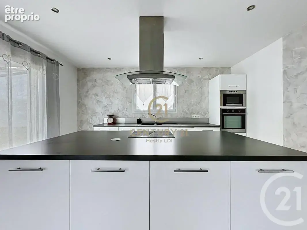 Maison 97 m² à Rive-De-Gier  - photo 9