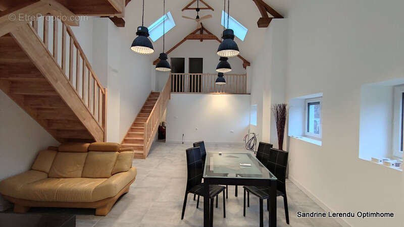 Maison à PETIT-COURONNE