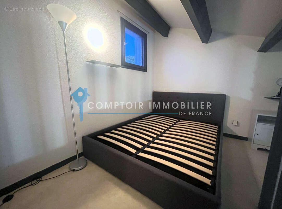 T2 avec Mezzanine terrasse et parking Grau d Agde - photo 5