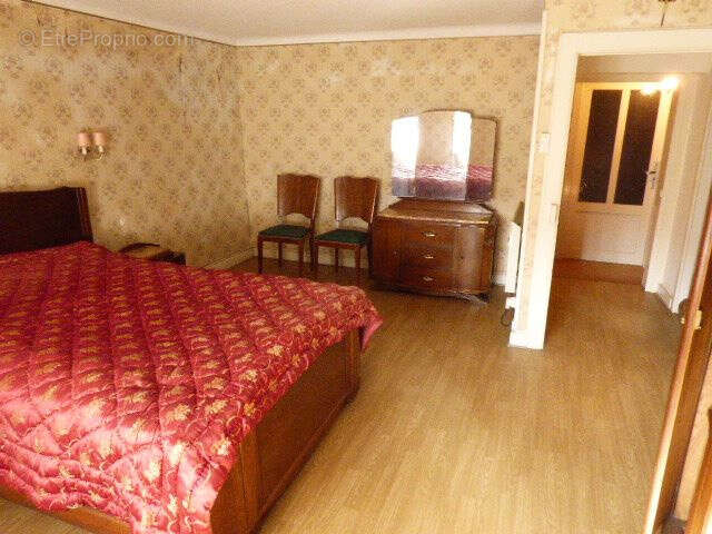 Maison 170 m² à Avricourt  - photo 8